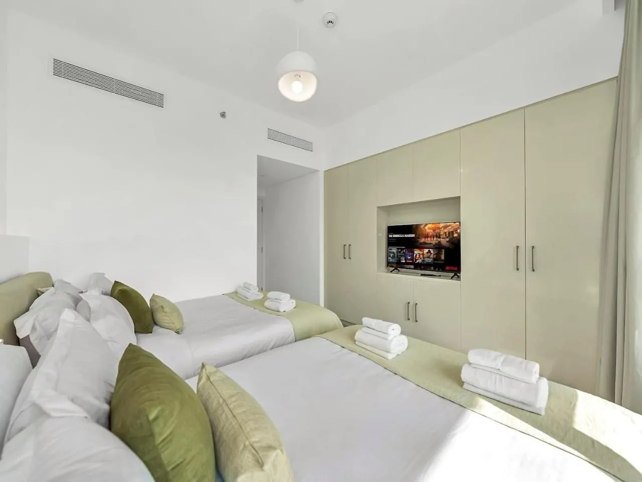 Urbanstays Dubai - Downtown Views II 0*,  United Arab Emirates